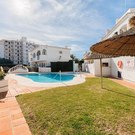 Cosy Apartment In Verano Azul Nerja Exterior foto